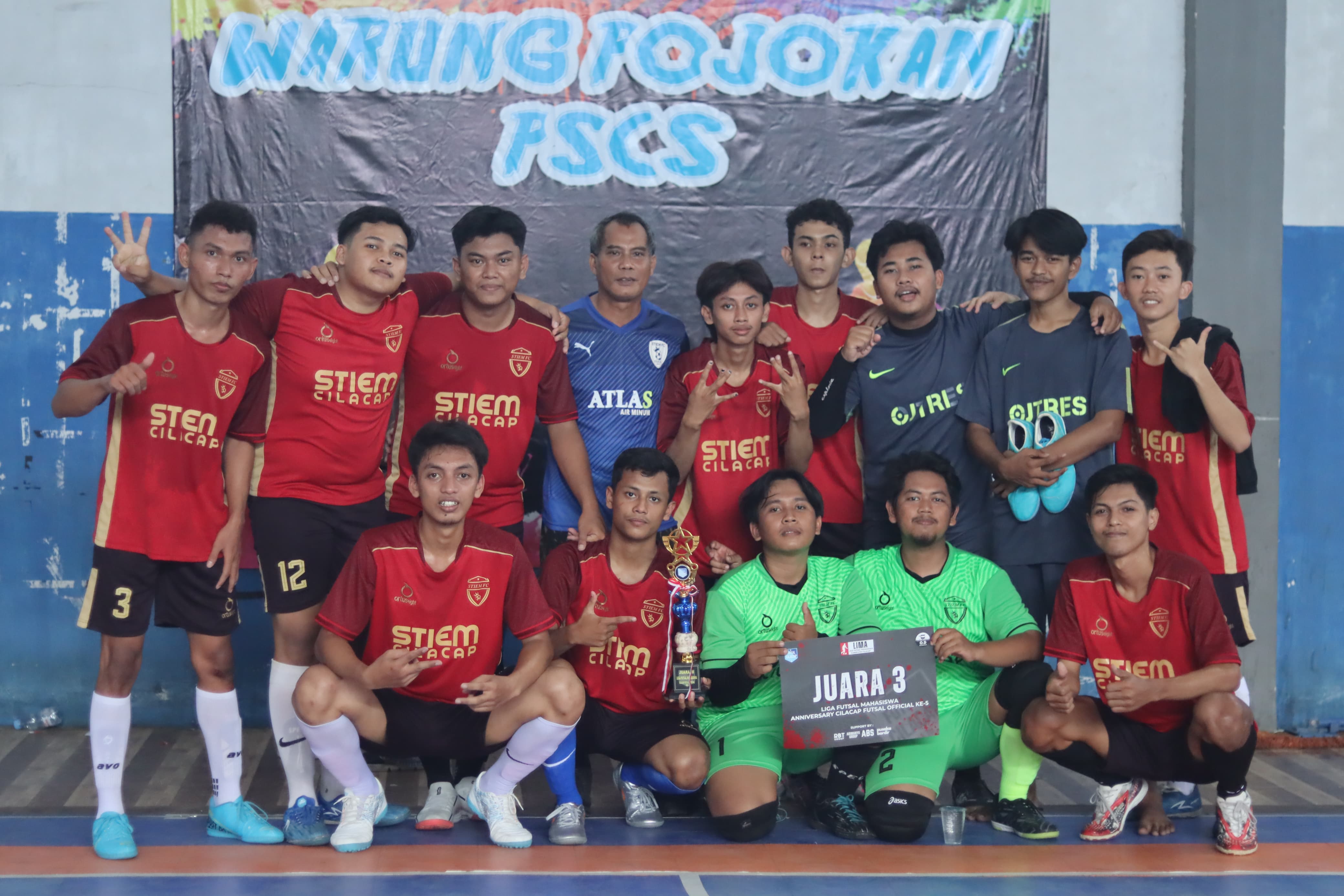 $prestasi->judul
